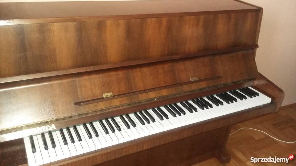 Pianino Legnica M110A w stanie Częstochowa sprzedam