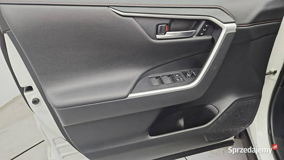 Toyota RAV4 25 PlugIn Hybrid Executive 4x4 Z biały Warszawa sprzedam