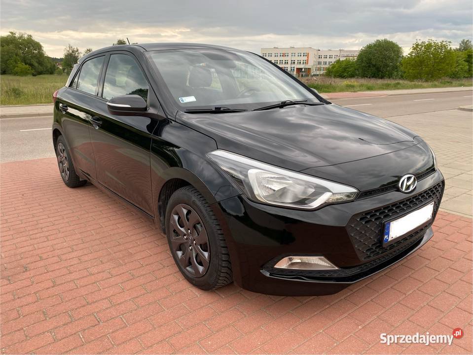 Hyundai i20 12 benzyna 2017r salonowy podlaskie Białystok sprzedam