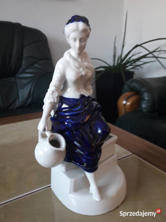 Kobieta z dzbanem figurka porcelanowa J Janów Lubelski sprzedam