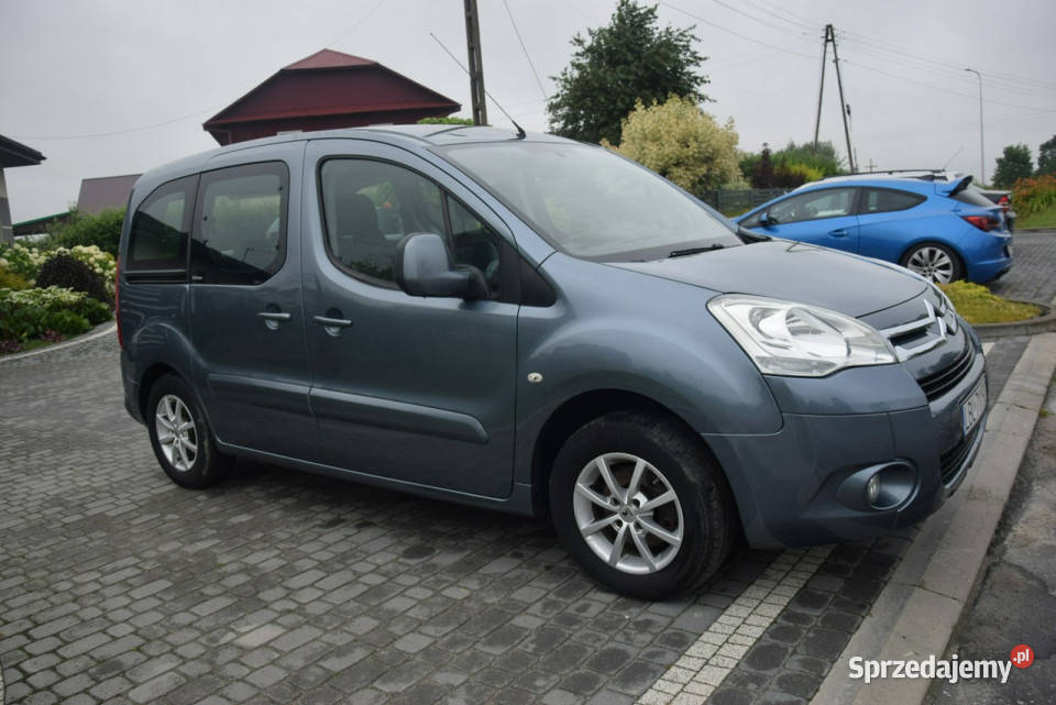 Citroen Berlingo 16HDI Klima 5Osobowy 2012r 2 diesel Majdan Sieniawski sprzedam
