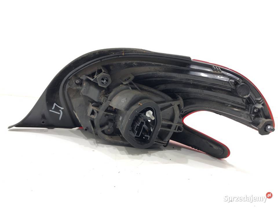 LAMPA LEWY TYŁ PEUGEOT 208 I Hatchback ŚWIATŁO Lampy tylne sprzedam