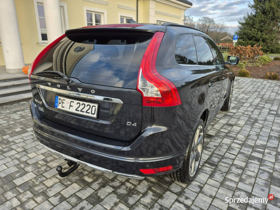 Volvo XC 60 lift skóra grzane fotele nawigacja