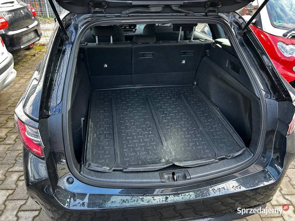 Raty Toyota Corolla Prywatnie Kombi Hybryda Wrocław