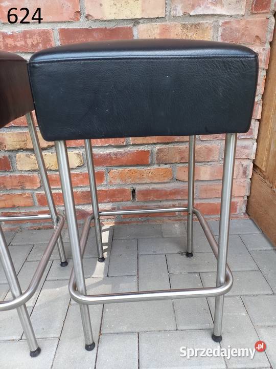 Stołek barowy Hoker Taboret Czarny skórzany IKEA Gawroniec