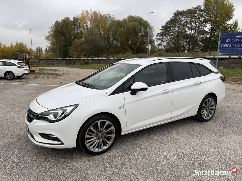 Opel Astra 14 BENZYNA Nawigacja Kamera Ledy Astra Konin sprzedam