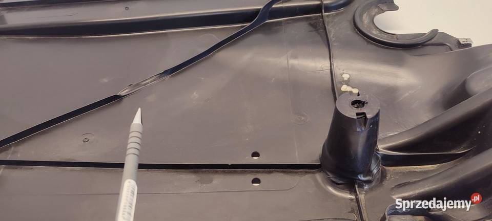 VW TAYRON OSŁONA PODWOZIA LEWA 5QS825201A sprzedam