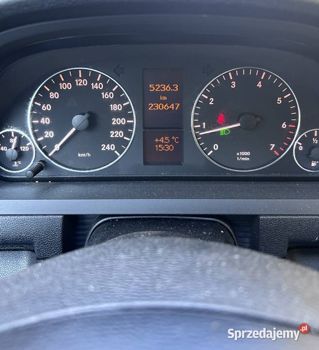 Sprzedam MERCEDES A160 MR 08 ES 169 CLASSIC 2009 świętokrzyskie Gałkowice-Ocin