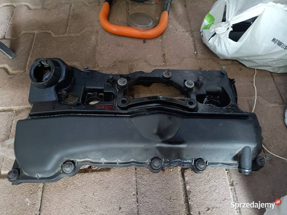 Pokrywa zaworów BMW e90 n46 n43 n42 osobowe Puławy sprzedam
