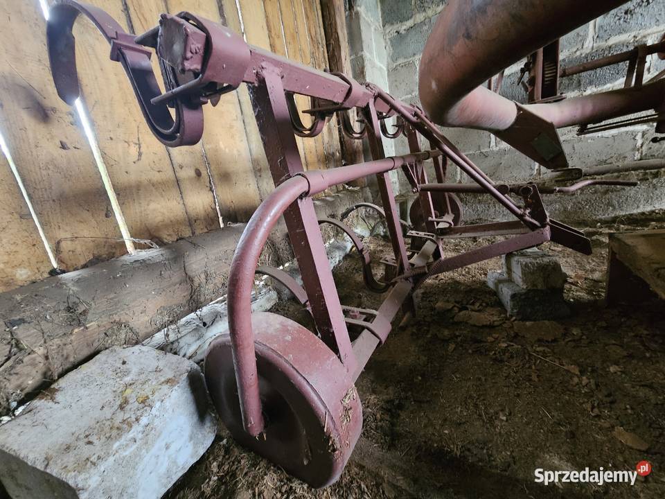 Kultywator ciągnikowy Sprawny w stanie Zawieszane Ostrowy Baranowskie