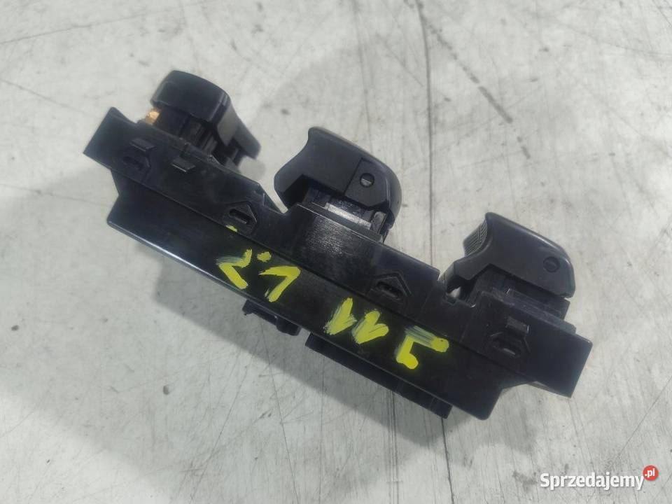 PRZEŁĄCZNIK SZYB KIEROWCY NISSAN QASHQAI J11