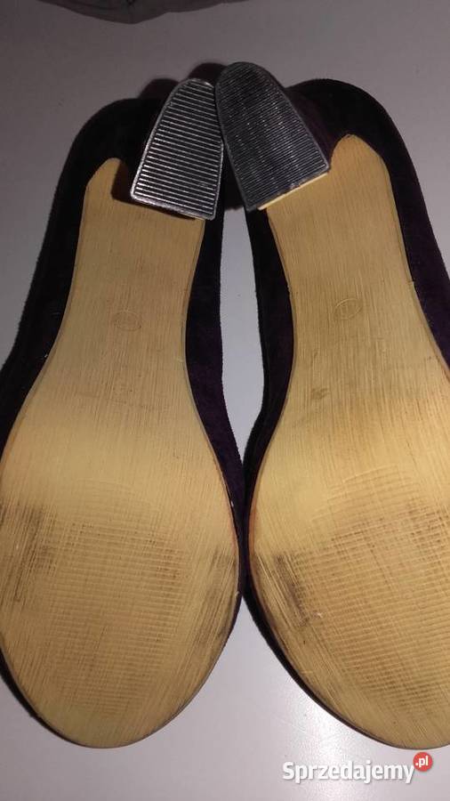 Bakłażanowe buty na wysokim obcasie nubik Półbuty
