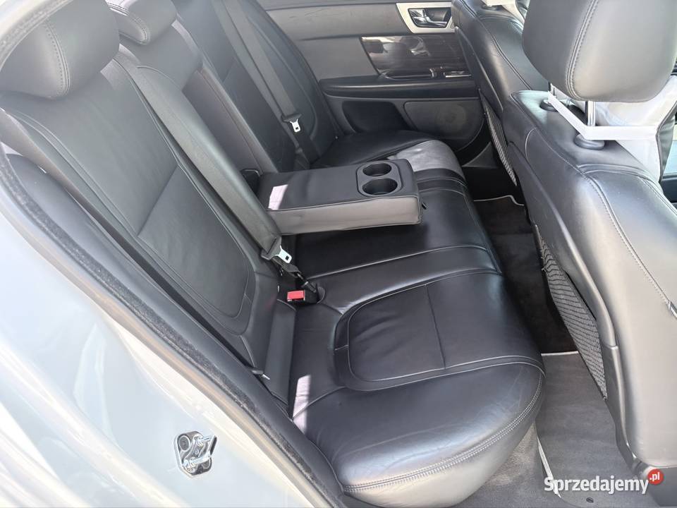 Jaguar XF X250 30D 241HP