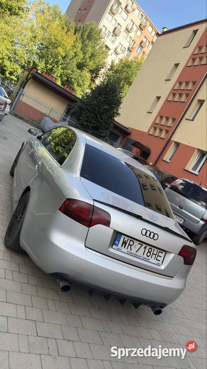 AUDI a4b7 20T QUATTRO 4/5 Radom