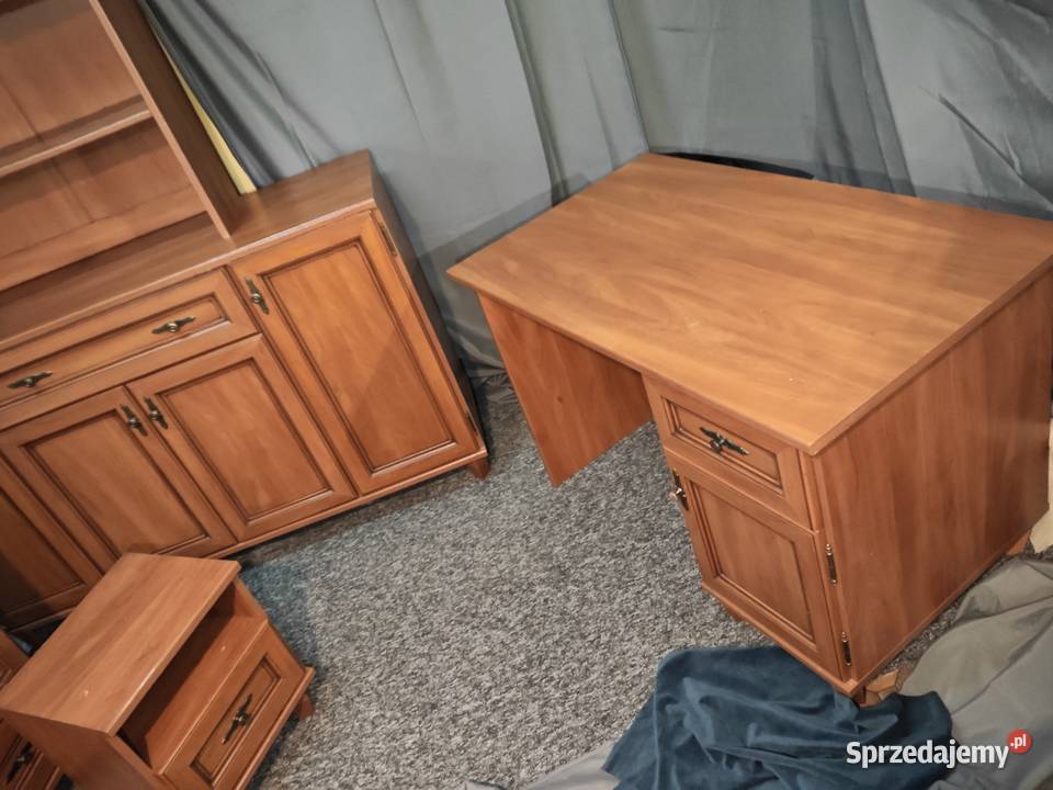 Komplet mebli w kolorze kasztanowym mazowieckie sprzedam