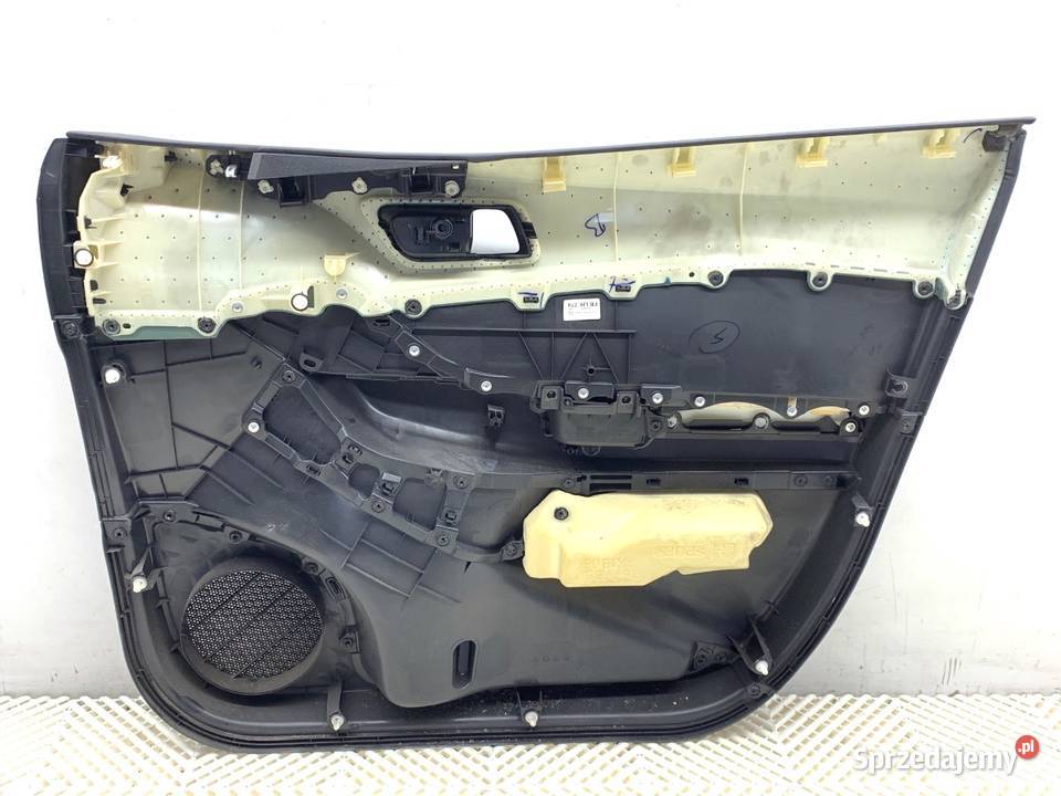 BOCZEK DRZWI LEWY PRZÓD TOYOTA CHR Crossover podkarpackie