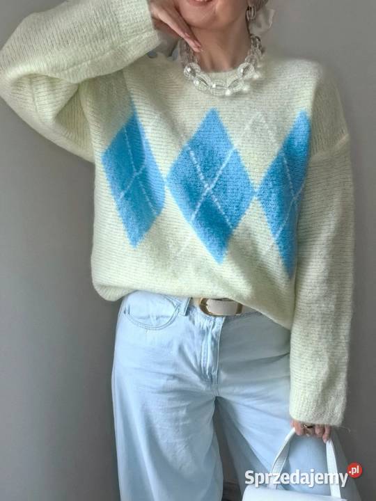 Pastelowy sweter damski w romby oversize guziki Swetry i golfy Ruda Śląska