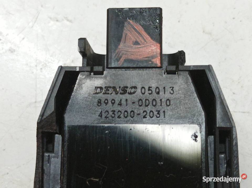 CZUJNIK SENSOR DESZCZU 899410D010 Toyota Auris