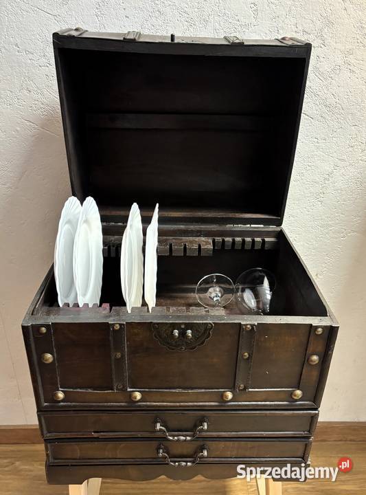 Praktyczny kufer na Majówkę Rękodzieło Szczecin sprzedam