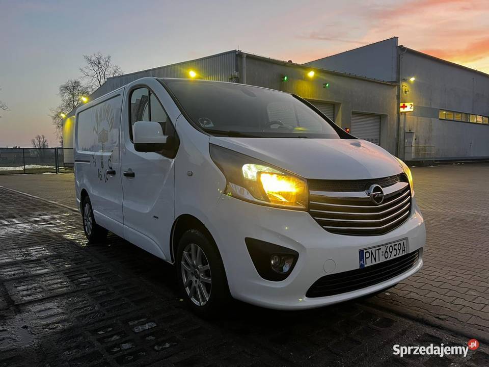 Opel Vivaro 16 CDTI 2016 L1H1 bezwypadkowy z Napęd przednia oś Nowy Tomyśl sprzedam