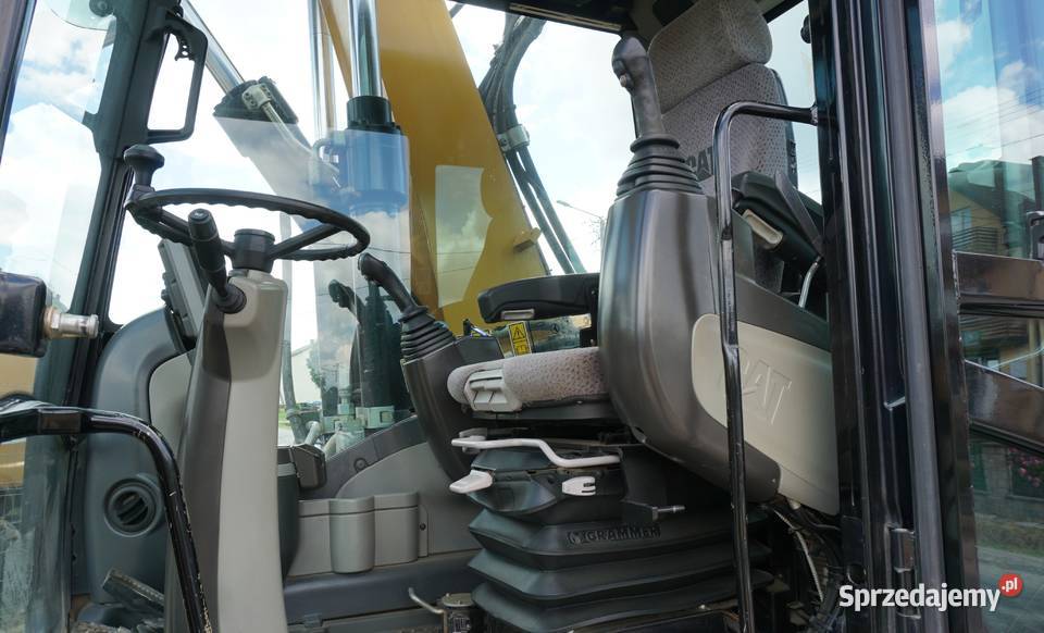 Koparka kołowa CAT M 313 D 2015 Rok produkcji 2015 Koparki Motoryzacja