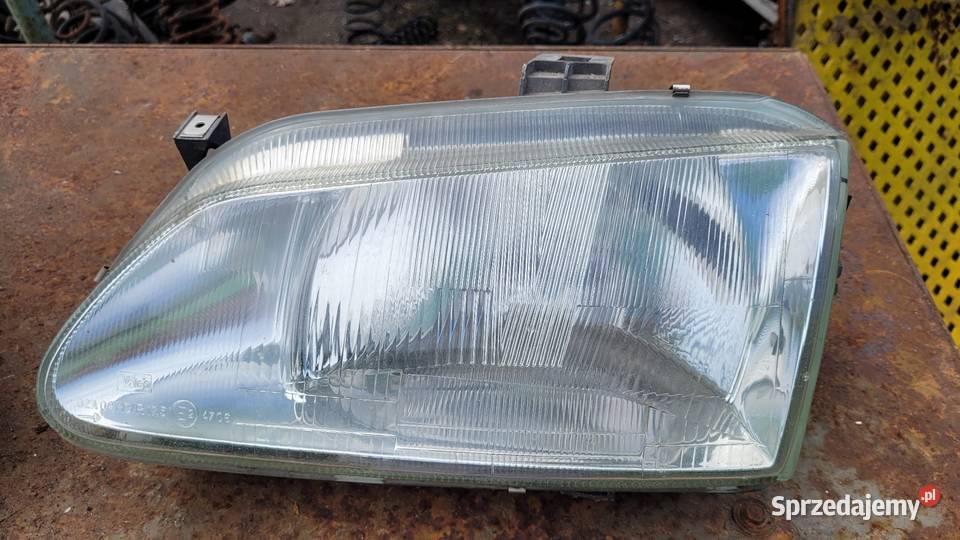 Lampy przód Renault Megane 1 Oświetlenie Łagów