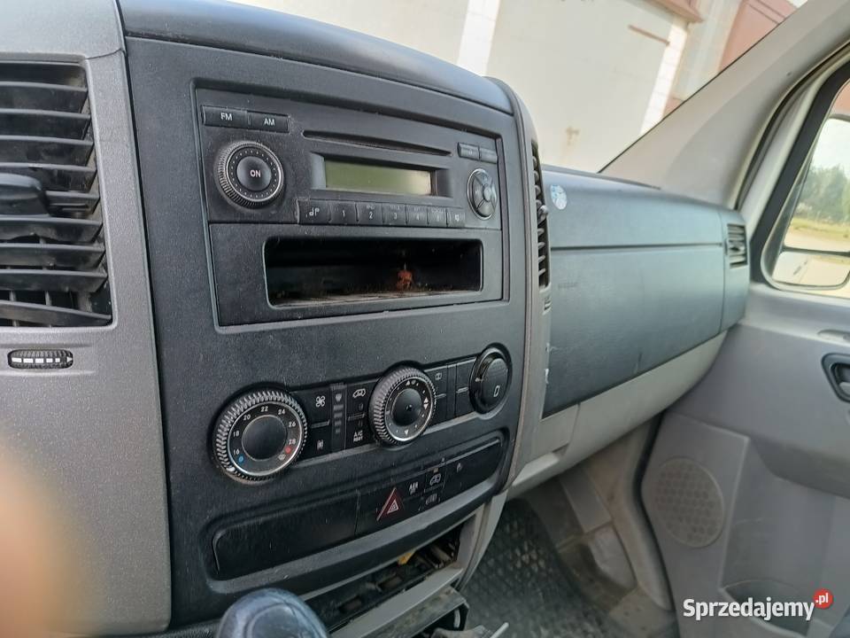Crafter 7 osób SWAP 29tdi średniak hak 35t klima Wołoskowola