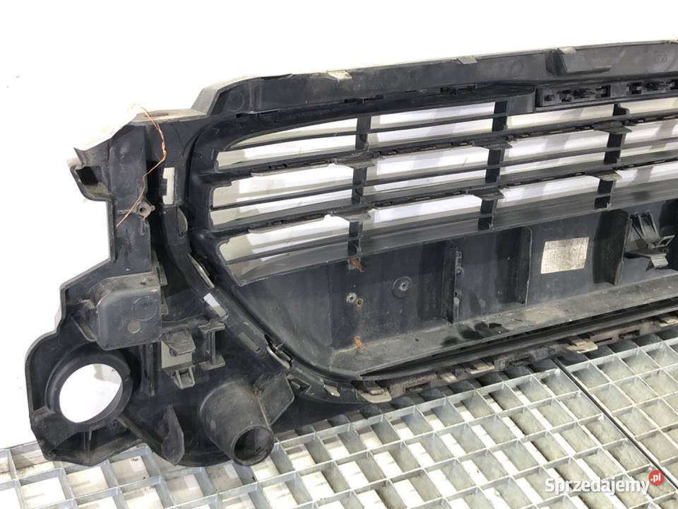 ATRAPA GRILL PEUGEOT 301 SedanLimuzyna KRATA osobowe