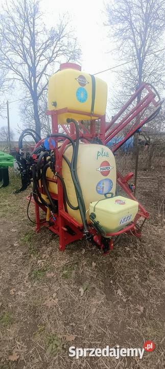 Opryskiwacz hardi Lx 800 z rozwadniaczem Zawieszane Brodnica