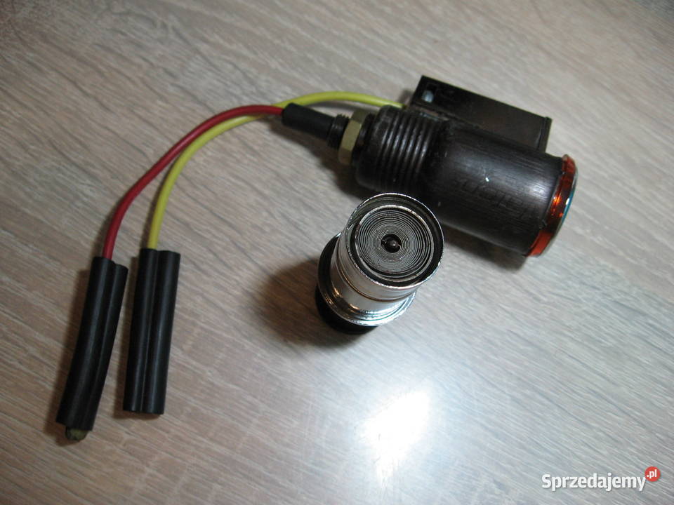Fiat 132 nowa zapalniczka samochodowa FALCO 12V Przemyśl sprzedam