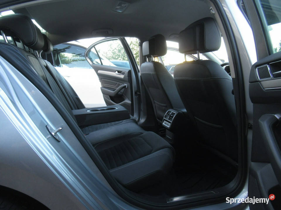 Volkswagen Passat BEZSZKODOWY Matrix LED Kamery 1984cm3 Warszawa