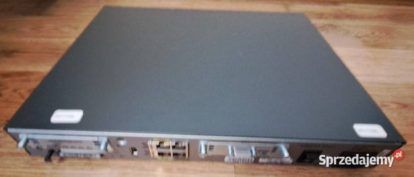 Router CISCO 1841 1U