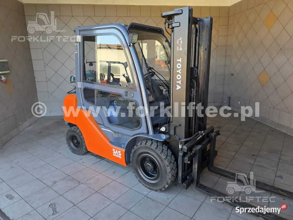 Wózek Widłowy TOYOTA 8FGF25 przesuw wolny skok Lędziny