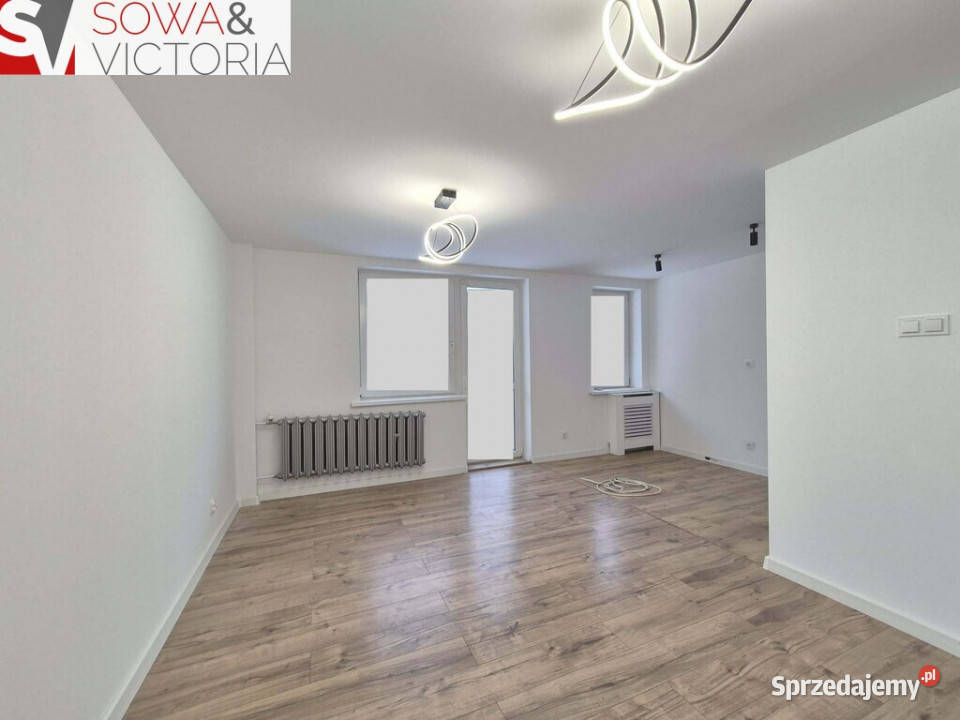 Trzypokojowe mieszkanie z dużym balkonem Wałbrzych