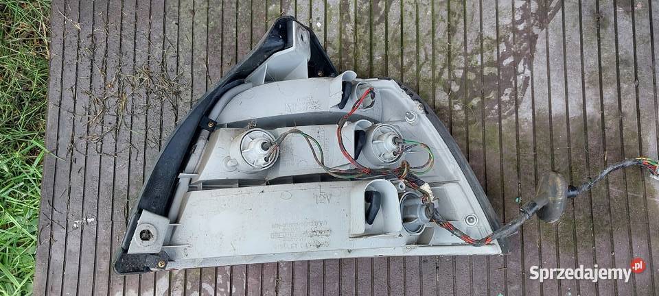 Honda Accord aerodek kombi 1995 1998 lampa tył osobowe Lampy tylne
