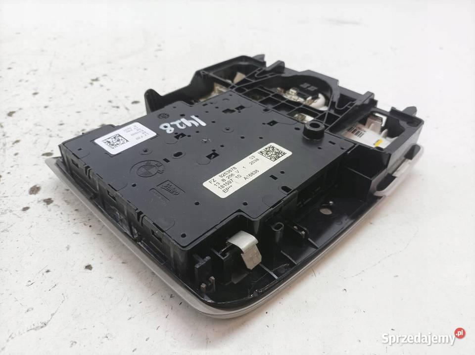 LAMPKA PODSUFITKI Bmw Seria 1 II 20112019 F2021 sprzedam