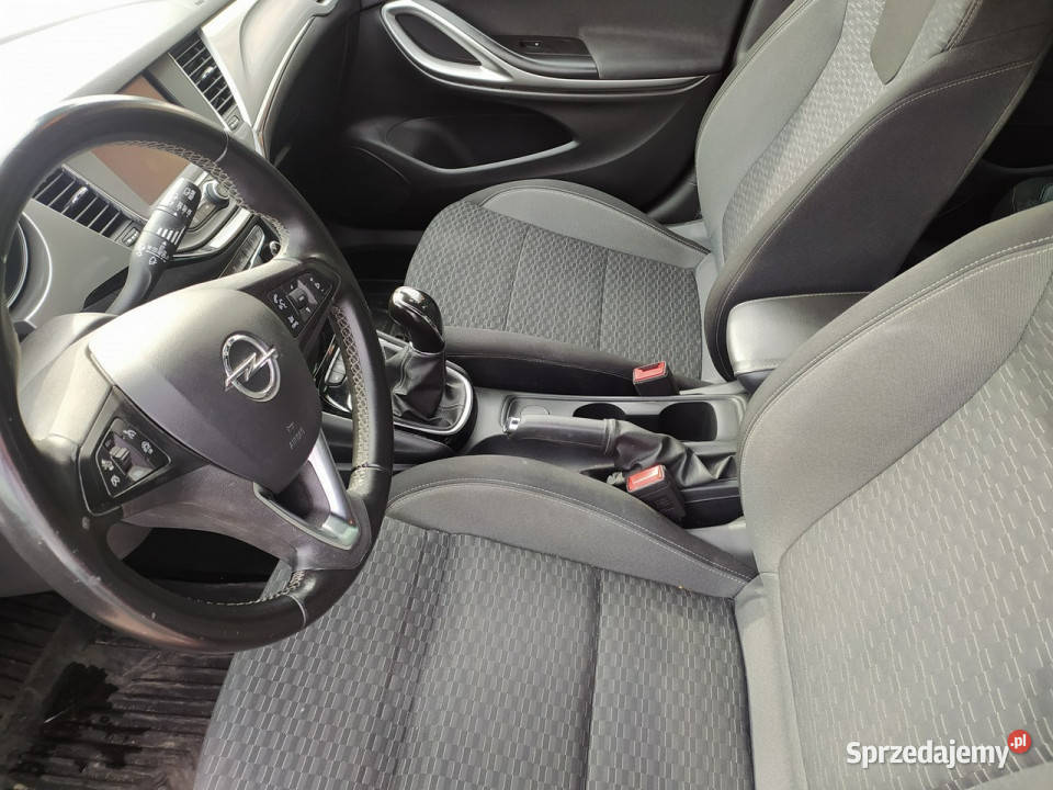 Opel Astra K 12T 130 światła LED klima 2 centralny zamek łódzkie Łódź