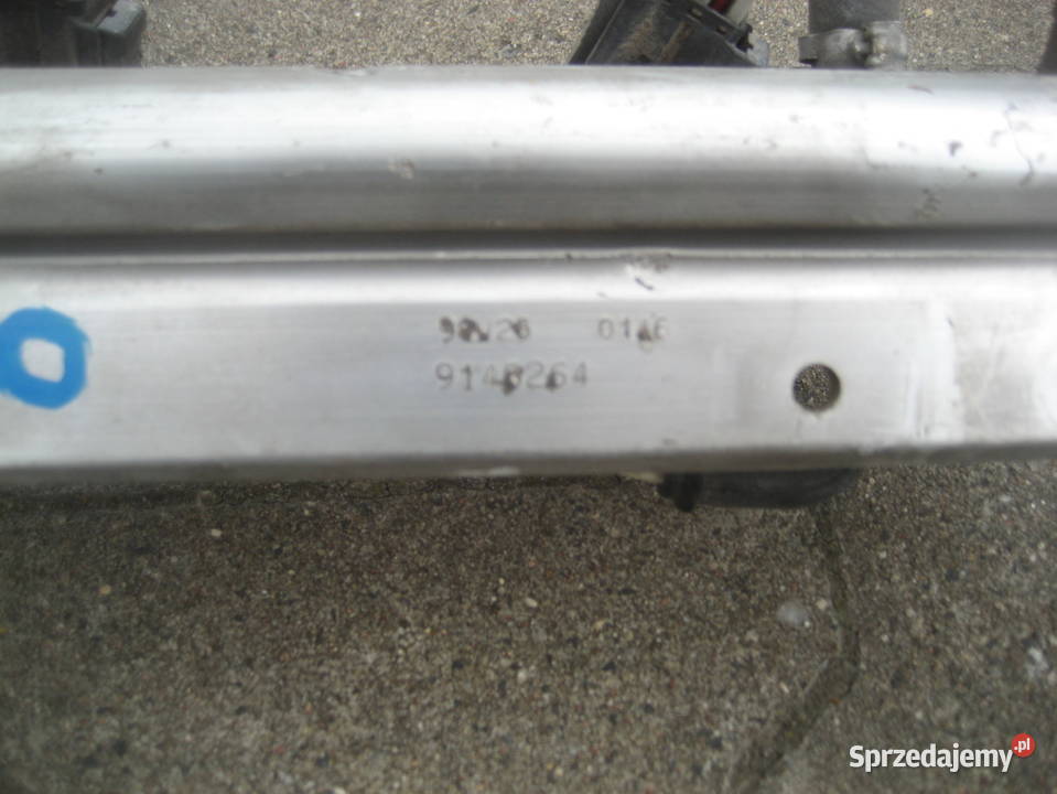 VOLVO V40 S40 18b LISTWA WTRYSKOWA 9146264 Rakoniewice