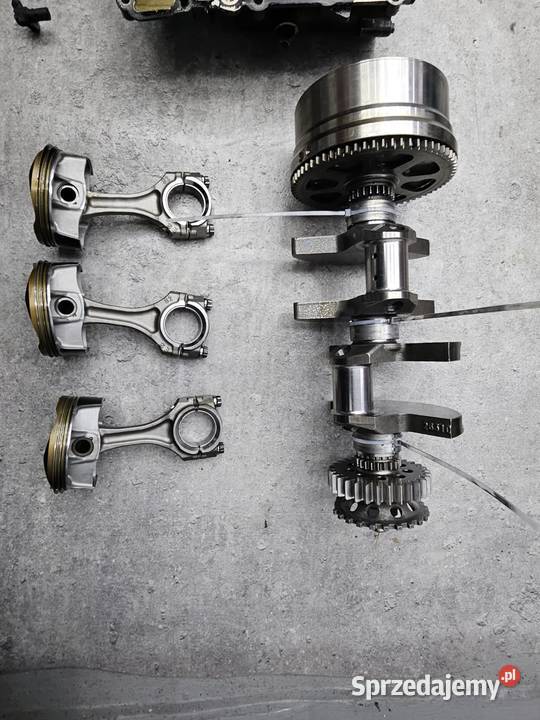 Ducati multistrada V4S wał panewki koło Nowy Tomyśl