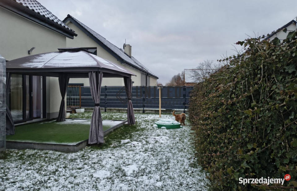 Dom bliźniak z ogrodem w Nowosiedlicach Nowosiedlice