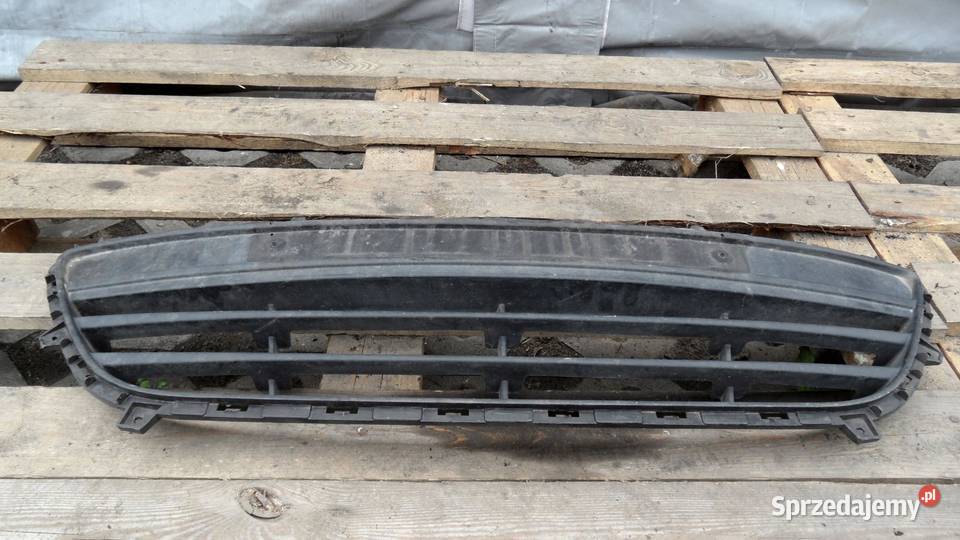 HYUNDAI I20 I LIFT 13r kratka zderzaka przód