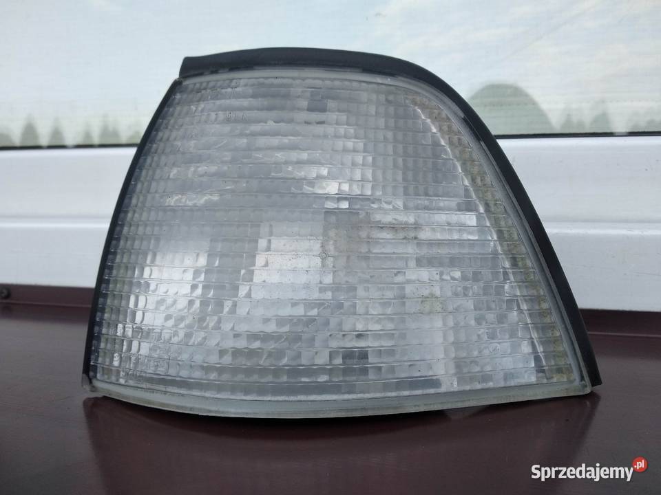 BMW E36 kierunkowskaz kierunek migacz lewy Fifft osobowe Sieradz sprzedam
