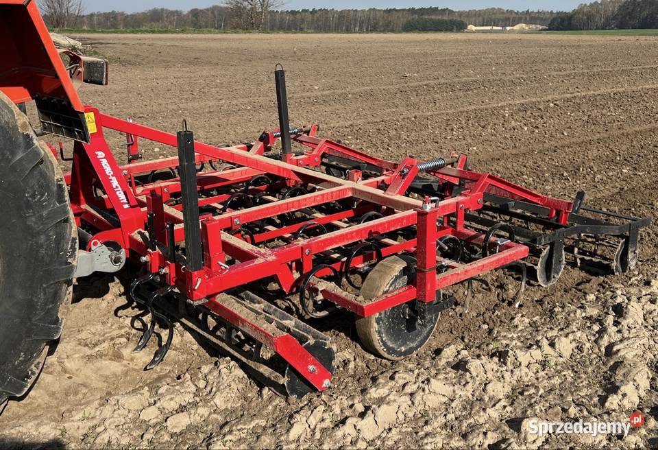 Agregat Uprawowy przedsiewny 28 m Pabianice sprzedam
