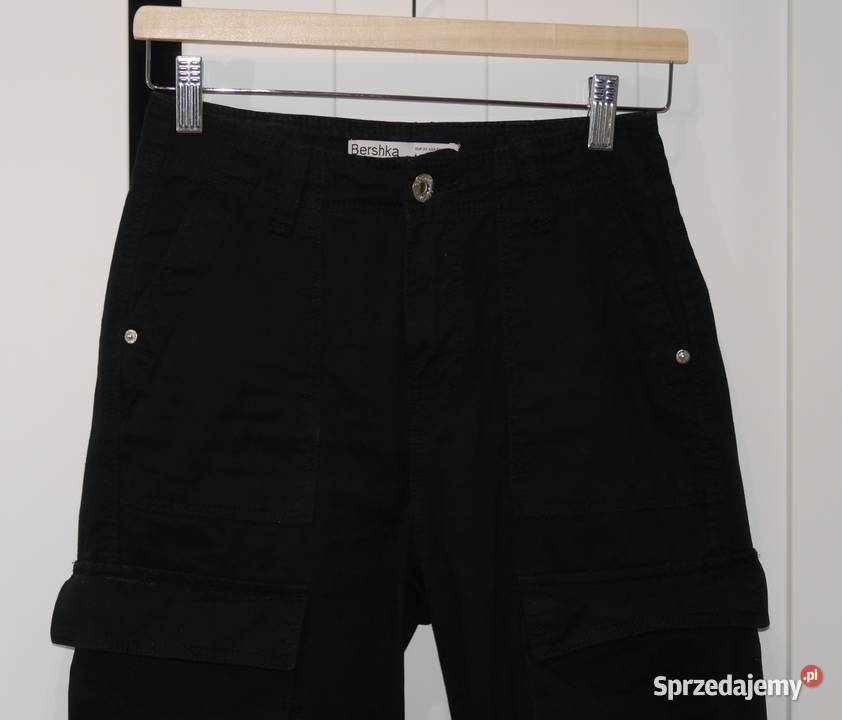 Bershka Cargo świetne spodnie bojówki 32 XXS Spodnie Wrocław sprzedam