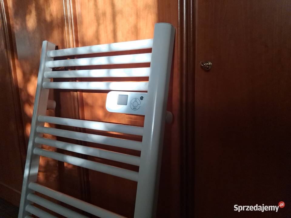 Grzejnik elektryczny łazienkowy 500W 98x545x9 pomorskie Starogard Gdański