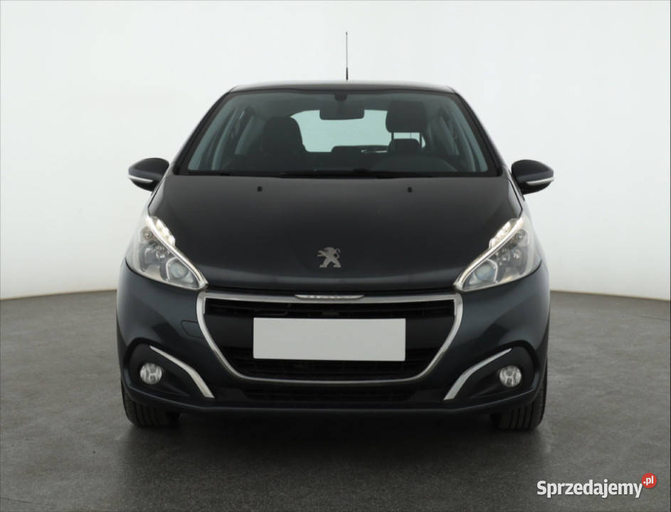 Peugeot 208 12 PureTech radio 208 Piaseczno sprzedam