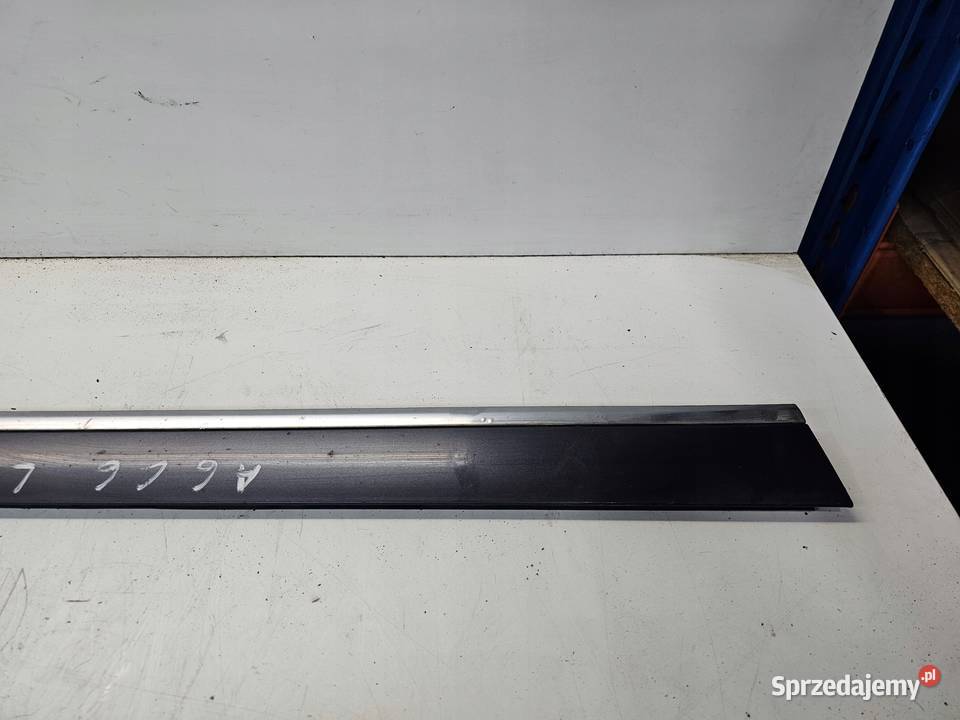 LISTWA DOLNA DRZWI LEWY PRZÓD AUDI A6 C6 LIFT Przystajń