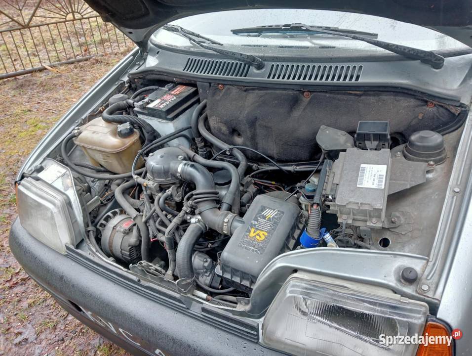 Fiat Cinquecento 900 1996r Czarne Blachy Rok produkcji 1996 Kraków sprzedam