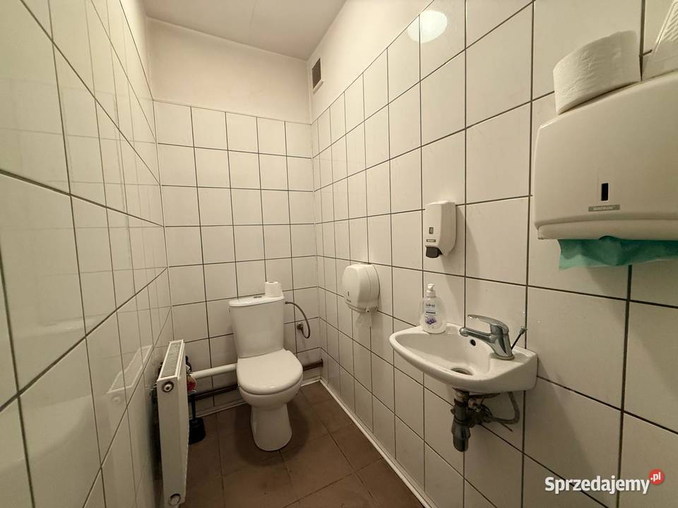 Lokal handlowousługowy z dużym placem