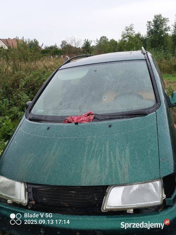 Sprzedam na części części osobowe